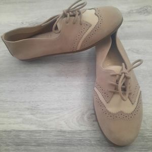 Aerosoles Stitch N Turn Shoes